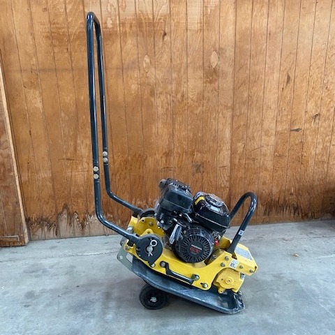 pladevibrator83kg.jpeg